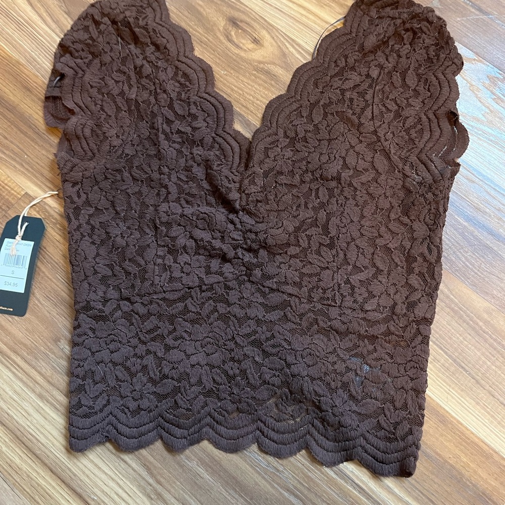 Small Shyanne lace top
